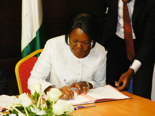 Mme Kaba Nial, Ministre auprs du Premier Ministre en charge de l´Economie et des Finances.